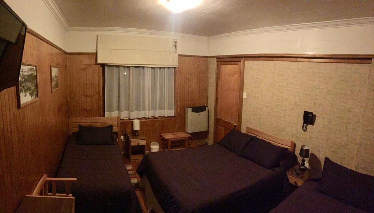 Hostal Chalet Las Violetas Punta Arenas Exterior foto